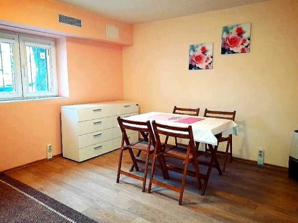 Дава се под наем Двустаен апартамент в Бургас, Възраждане - 68 кв.м за 178.5 € - Снимка #1