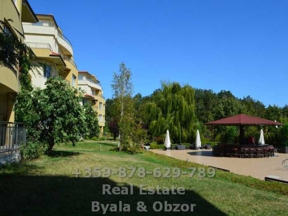 Двустаен апартамент в Обзор - 64 кв.м за 922 €/кв.м - Снимка #1