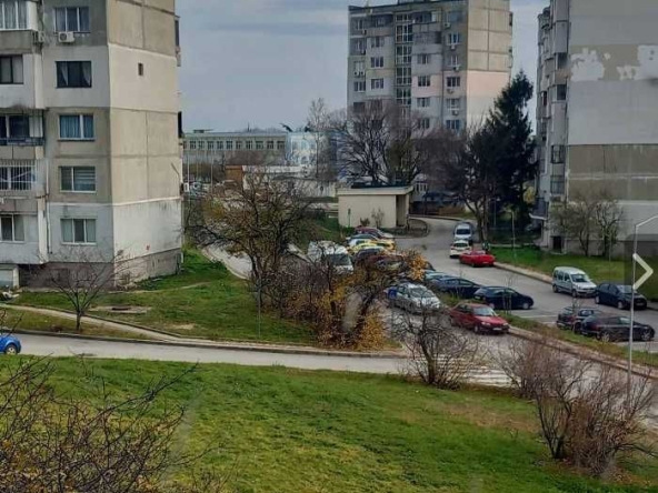 Тристаен апартамент в Варна, Владислав Варненчик - 68 кв.м за 1303 €/кв.м - Снимка #1