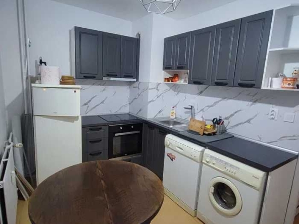 Дава се под наем Двустаен апартамент в София, Обеля 2 - 60 кв.м за 410 € - Снимка #1