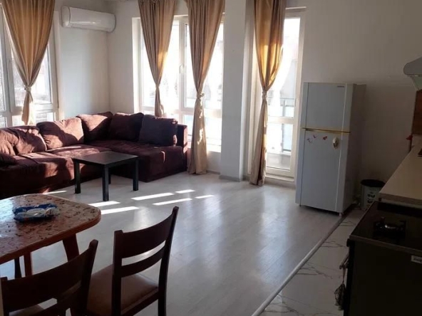 Дава се под наем Двустаен апартамент в Пловдив, Кючук Париж - 75 кв.м за 612 € - Снимка #1