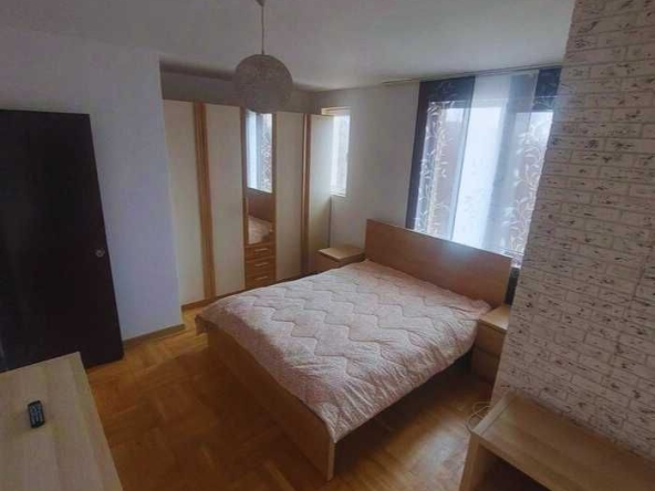 Дава се под наем Тристаен апартамент в София, Горна баня - 106 кв.м за 612 € - Снимка #1