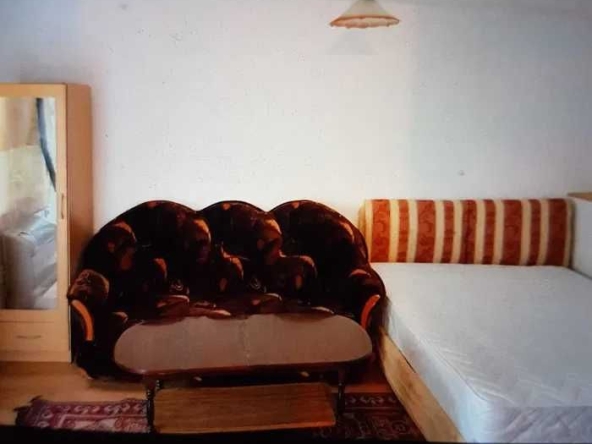 Дава се под наем Двустаен апартамент в Велико Търново, Акация - 40 кв.м за 220 € - Снимка #1