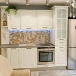 Дава се под наем Тристаен апартамент в Варна, Зимно кино Тракия - 85 кв.м за 650 € - Снимка #1