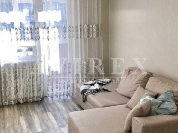 Дава се под наем Тристаен апартамент в Пловдив, Кършияка - 91 кв.м за 239.7 € - Снимка #1