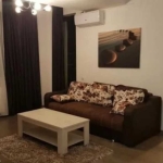 Дава се под наем Едностаен апартамент в Пловдив, Център - 28 кв.м за 122.4 € - Снимка #1