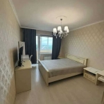 Дава се под наем Тристаен апартамент в София, Зона Б-18 - 100 кв.м за 637.5 € - Снимка #1