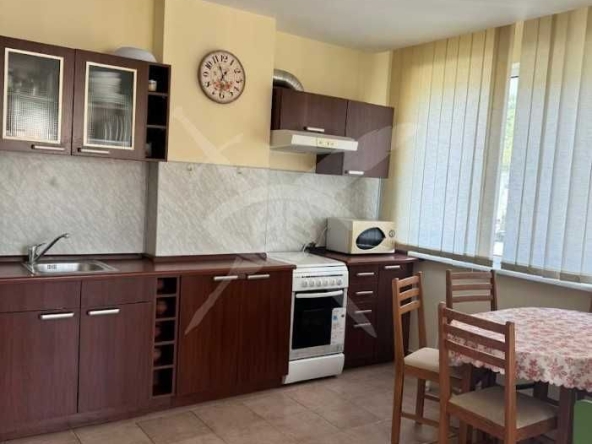 Двустаен апартамент в к.к. Елените - 75 кв.м за 1000 €/кв.м - Снимка #1