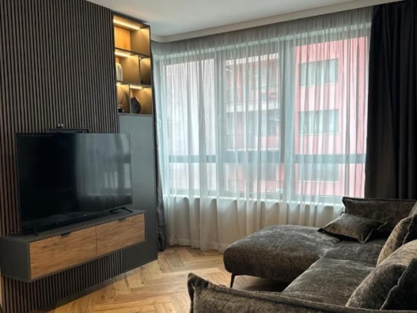 Дава се под наем Тристаен апартамент в София, Кръстова вада - 85 кв.м за 975 € - Снимка #1