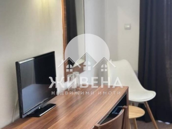 Дава се под наем Хотел в Варна, Бриз - 2000 кв.м за 4987.29 € - Снимка #1