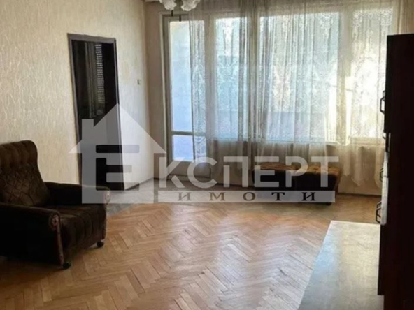 Тристаен апартамент в Пловдив, Каменица 1 - 100 кв.м за 1470 €/кв.м - Снимка #1