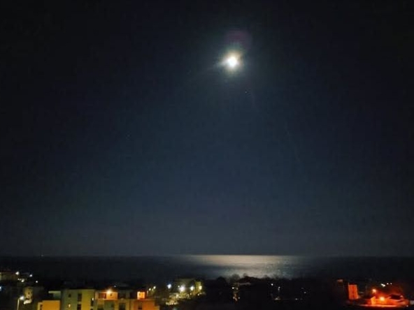 Тристаен апартамент в Бяла - 103 кв.м за 1166 €/кв.м - Снимка #1