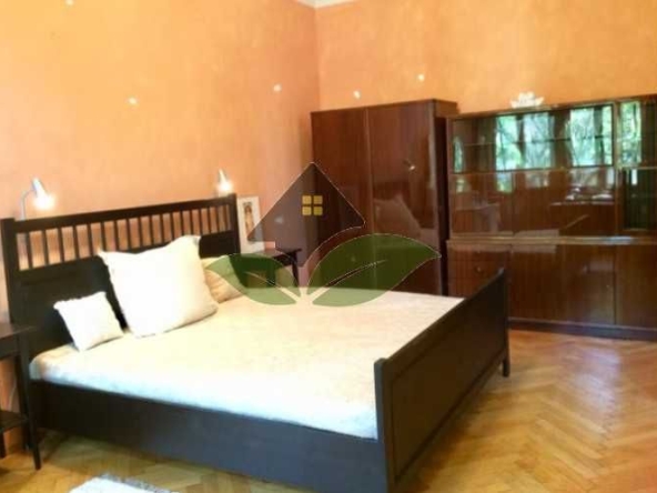 Дава се под наем Двустаен апартамент в Пловдив, Въстанически - 70 кв.м за 298.86 € - Снимка #1