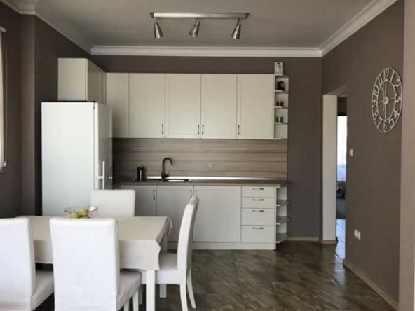 Тристаен апартамент в София, Център - 100 кв.м за 2000 €/кв.м - Снимка #1