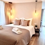 Дава се под наем Двустаен апартамент в Пловдив, Център - 60 кв.м за 285 € - Снимка #1