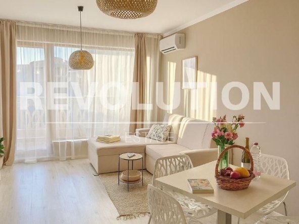 Дава се под наем Двустаен апартамент в Варна, Аспарухово - 75 кв.м за 700 € - Снимка #1