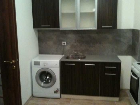 Дава се под наем Двустаен апартамент в София, Изток - 55 кв.м за 537 € - Снимка #1