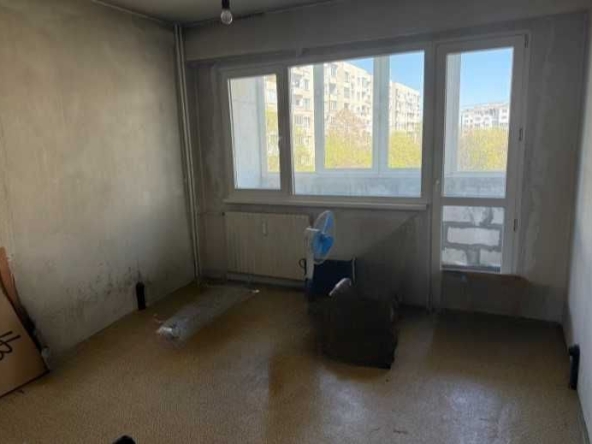 Тристаен апартамент в София, Център - 85 кв.м за 2118 €/кв.м - Снимка #1