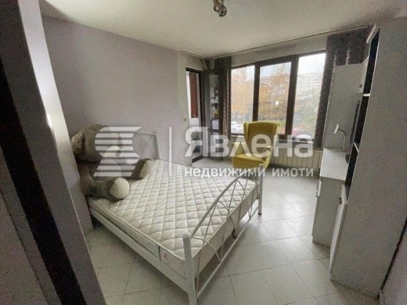 Тристаен апартамент в Бургас, Братя Миладинови - 74 кв.м за 1784 €/кв.м - Снимка #1