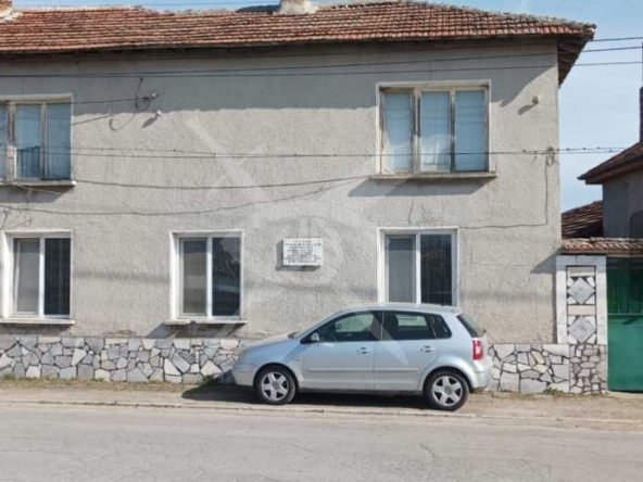 Къща в Брезово - 60 кв.м за 638 €/кв.м - Снимка #1