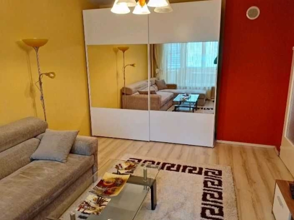 Дава се под наем Двустаен апартамент в София, 7-ми 11-ти километър - 45 кв.м за 459 € - Снимка #1