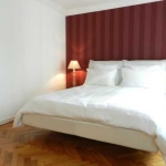 Дава се под наем Тристаен апартамент в Пловдив, Център - 73 кв.м за 244.8 € - Снимка #1