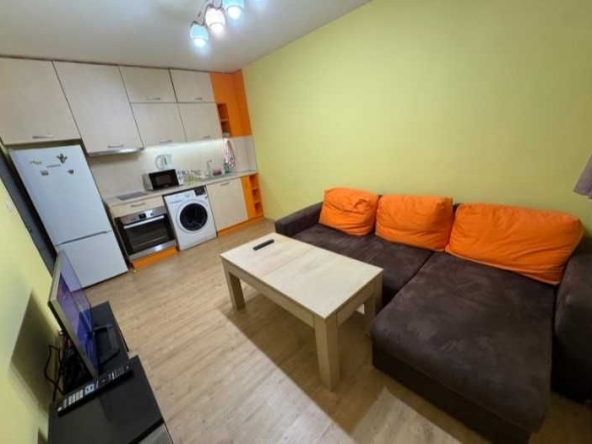 Дава се под наем Двустаен апартамент в София, Център - 42 кв.м за 420 € - Снимка #1