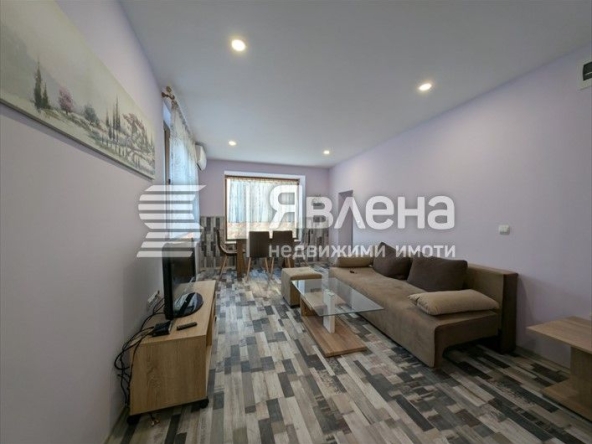 Дава се под наем Тристаен апартамент в София, Младост 4 - 105 кв.м за 600 € - Снимка #1