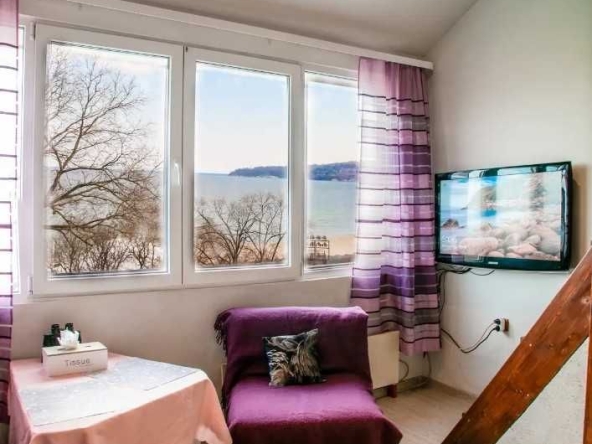 Дава се под наем Ателие в Варна, Гръцка махала - 36 кв.м за 700 € - Снимка #1