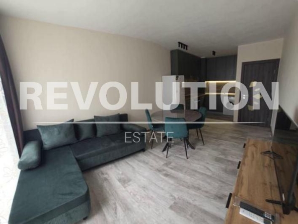 Дава се под наем Двустаен апартамент в Варна, Кайсиева градина - 65 кв.м за 5000 € - Снимка #1