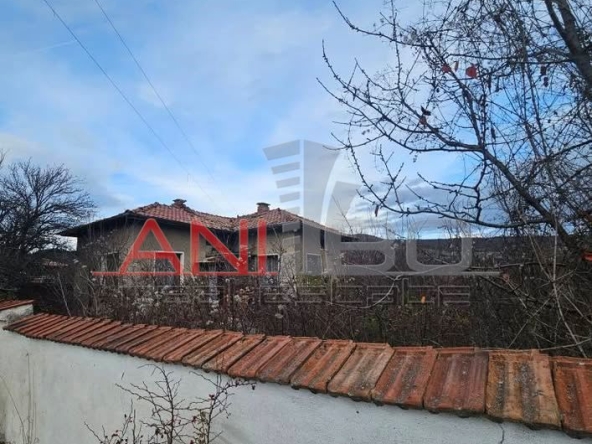 Къща в с. Гърло, Област Перник - 63 кв.м за 770 €/кв.м - Снимка #1