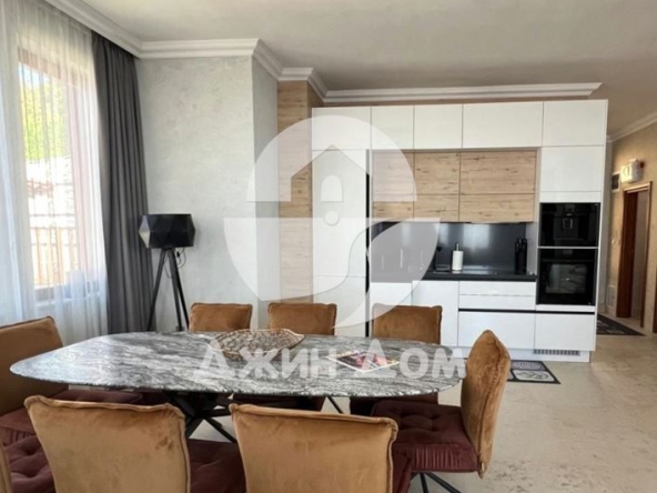 Къща в Свети Влас - 200 кв.м за 2650 €/кв.м - Снимка #1