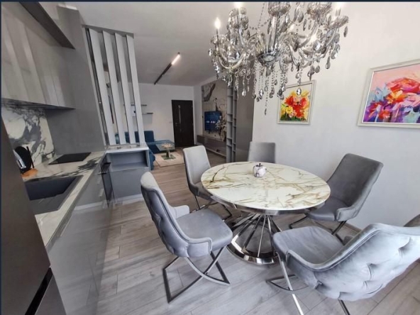 Дава се под наем Тристаен апартамент в София, Кръстова вада - 110 кв.м за 1400 € - Снимка #1