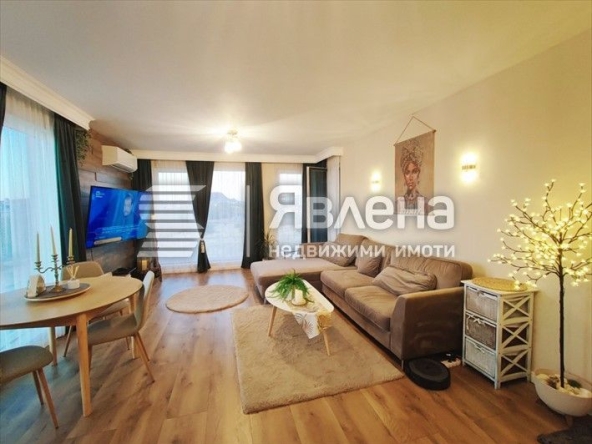 Тристаен апартамент в Пловдив, Остромила - 118 кв.м за 1653 €/кв.м - Снимка #1