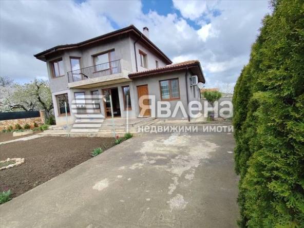 Къща в с. Яребична, Област Варна - 185 кв.м за 1244 €/кв.м - Снимка #1