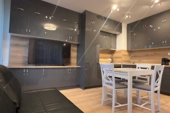 Дава се под наем Двустаен апартамент в София, Център - 45 кв.м за 750 € - Снимка #1