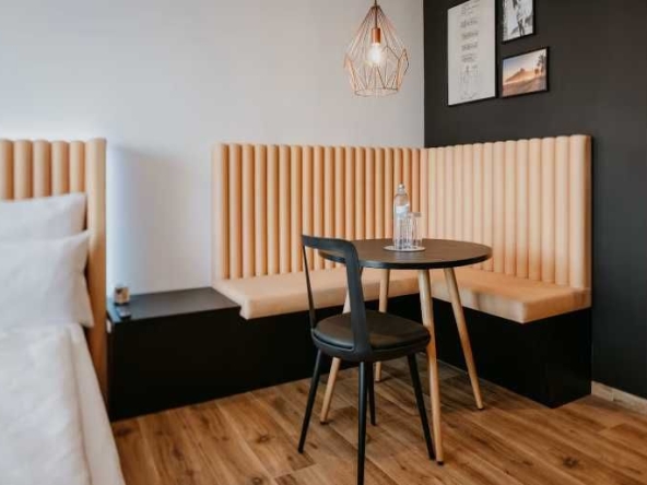 Дава се под наем Едностаен апартамент в Пловдив, Кючук Париж - 45 кв.м за 204 € - Снимка #1