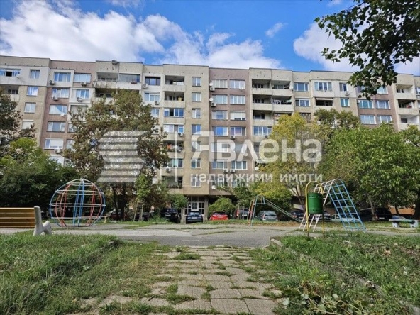 Тристаен апартамент в София, Лагера - 99 кв.м за 2081 €/кв.м - Снимка #1