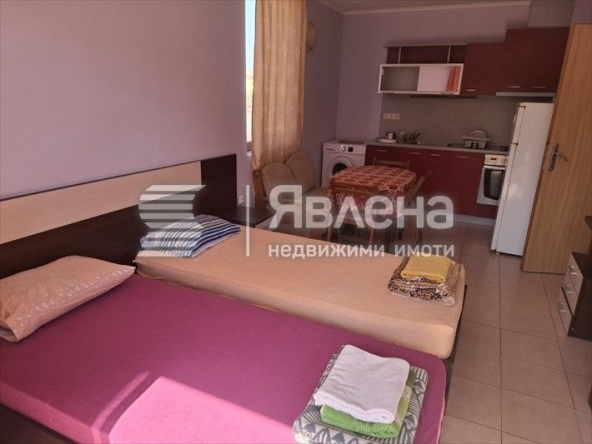 Двустаен апартамент в к.к. Слънчев бряг - 60 кв.м за 1300 €/кв.м - Снимка #1