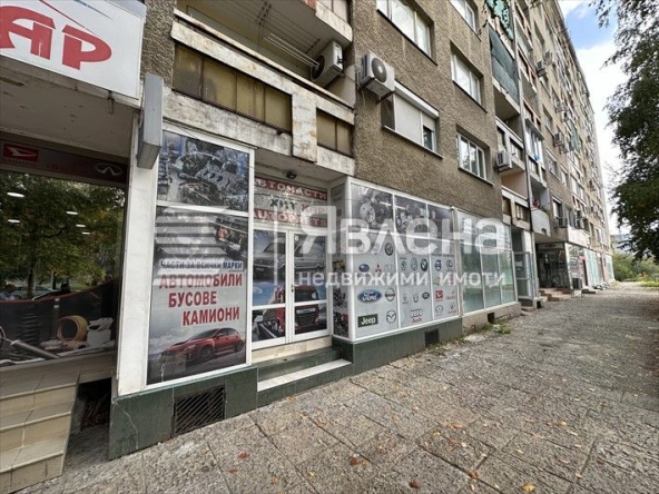 Магазин в Добрич, Център - 105 кв.м за 1266 €/кв.м - Снимка #1