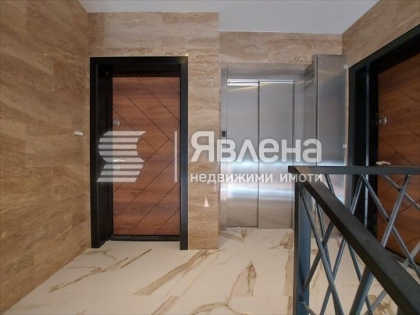 Двустаен апартамент в Пловдив, Христо Смирненски - 82 кв.м за 1449 €/кв.м - Снимка #1