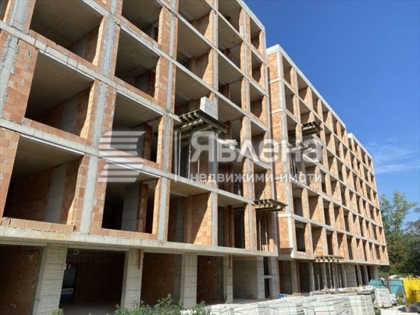 Четиристаен апартамент в Варна, Аспарухово - 158 кв.м за 1516 €/кв.м - Снимка #1