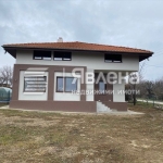 Къща в с. Здравец, Област Варна - 200 кв.м за 1075 €/кв.м - Снимка #1