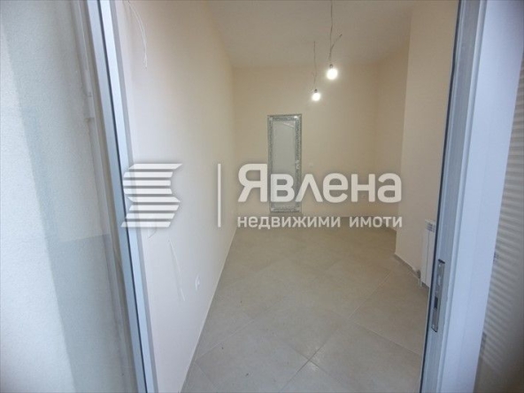Дава се под наем Офис в София, Гео Милев - 20 кв.м за 300 € - Снимка #1