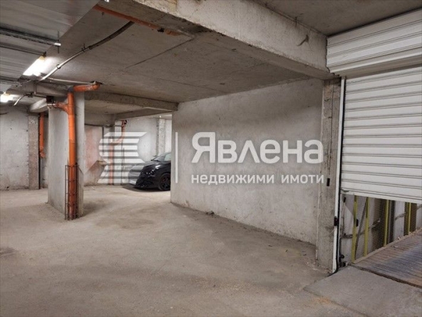 Дава се под наем Гараж / Паркомясто в София, Център - 13 кв.м за 125 € - Снимка #1