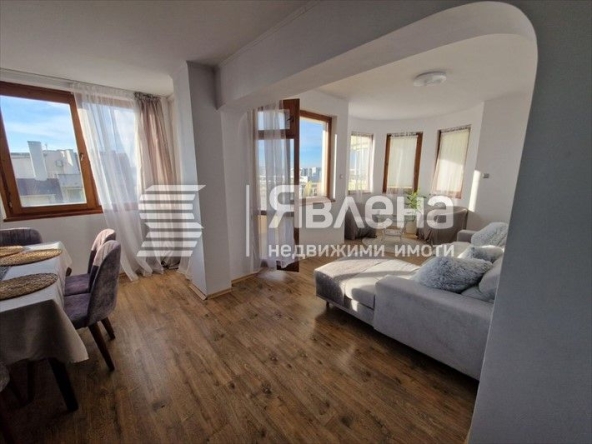 Двустаен апартамент в Варна, Бриз - 72 кв.м за 2153 €/кв.м - Снимка #1