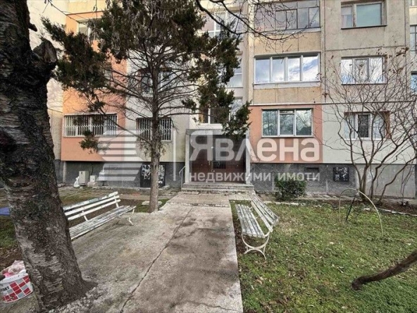 Двустаен апартамент в София, Свобода - 66 кв.м за 1894 €/кв.м - Снимка #1