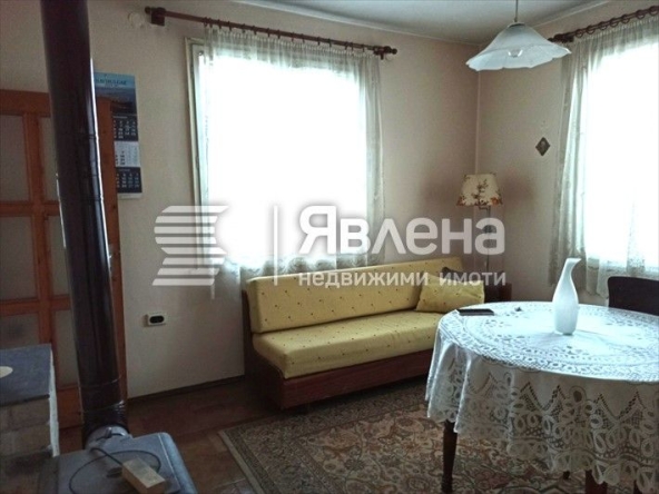 Тристаен апартамент в Тетевен - 111 кв.м за 747 €/кв.м - Снимка #1