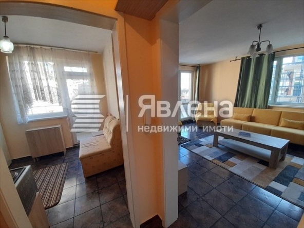 Дава се под наем Двустаен апартамент в Варна, ВИНС - 55 кв.м за 380 € - Снимка #1