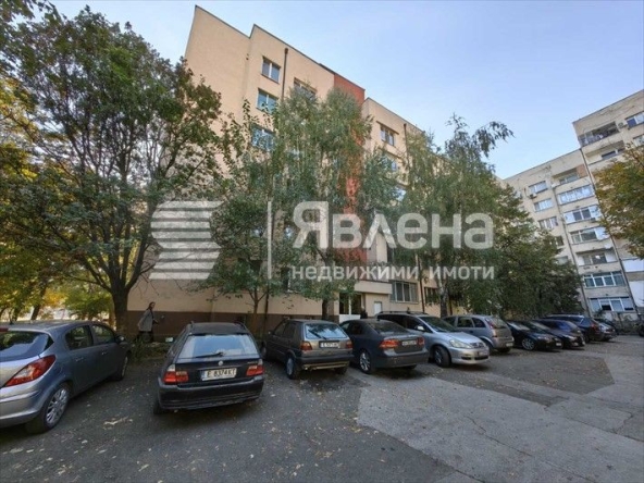 Тристаен апартамент в Благоевград, Запад - 85 кв.м за 1118 €/кв.м - Снимка #1